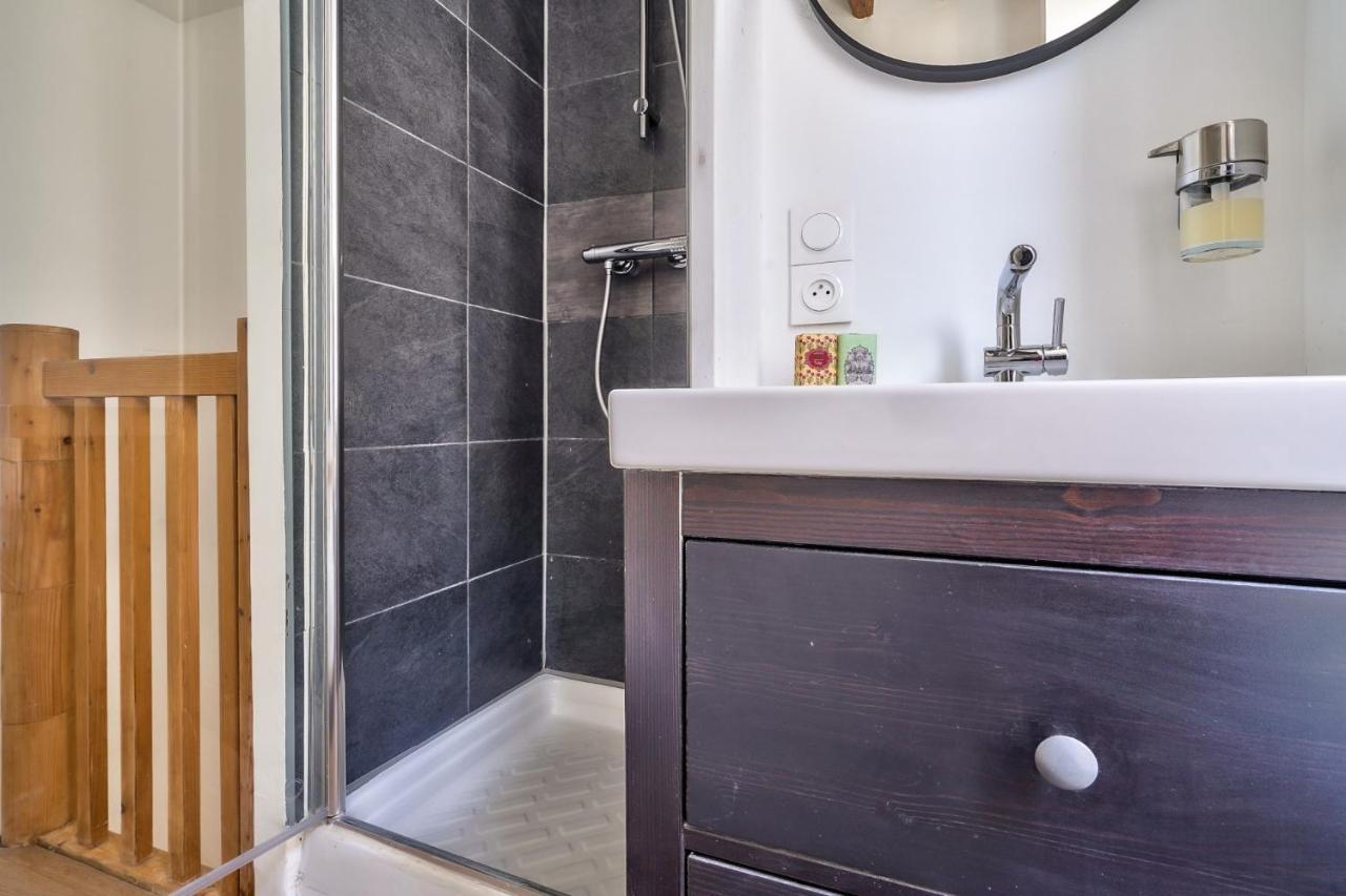 Cute And New Studio Duplex In The Heart Of Paris Exterior foto