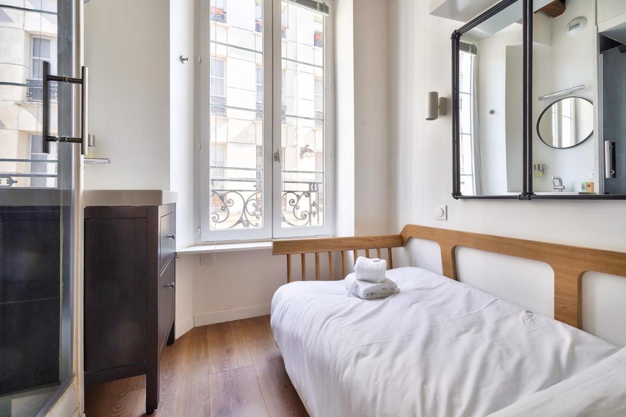 Cute And New Studio Duplex In The Heart Of Paris Exterior foto